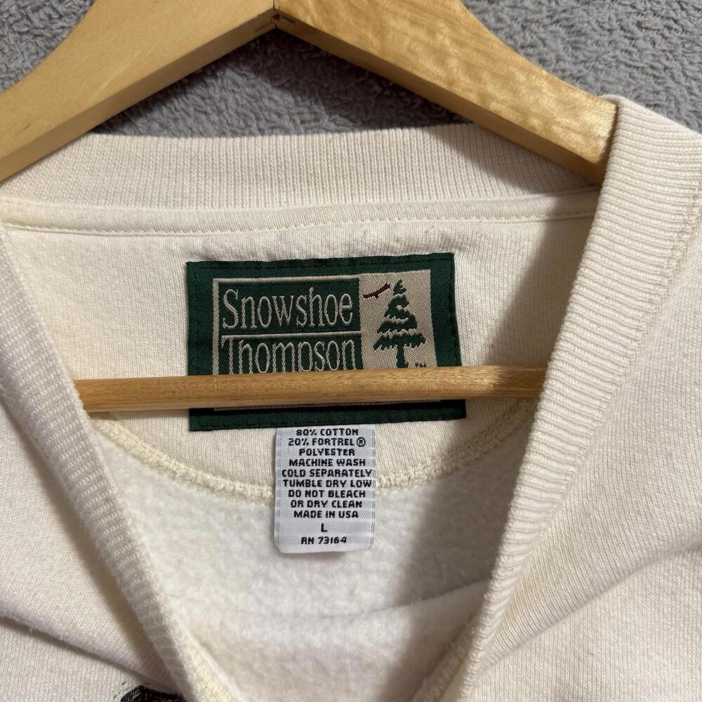 Vintage Snowshoe Santa Claus Graphic Sweatshirt Men’s - Picture 5 of 6